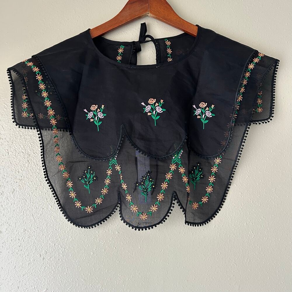 House of Harlow 1960 Floral Embroidered Capelet Collar One Size - Picture 7 of 9